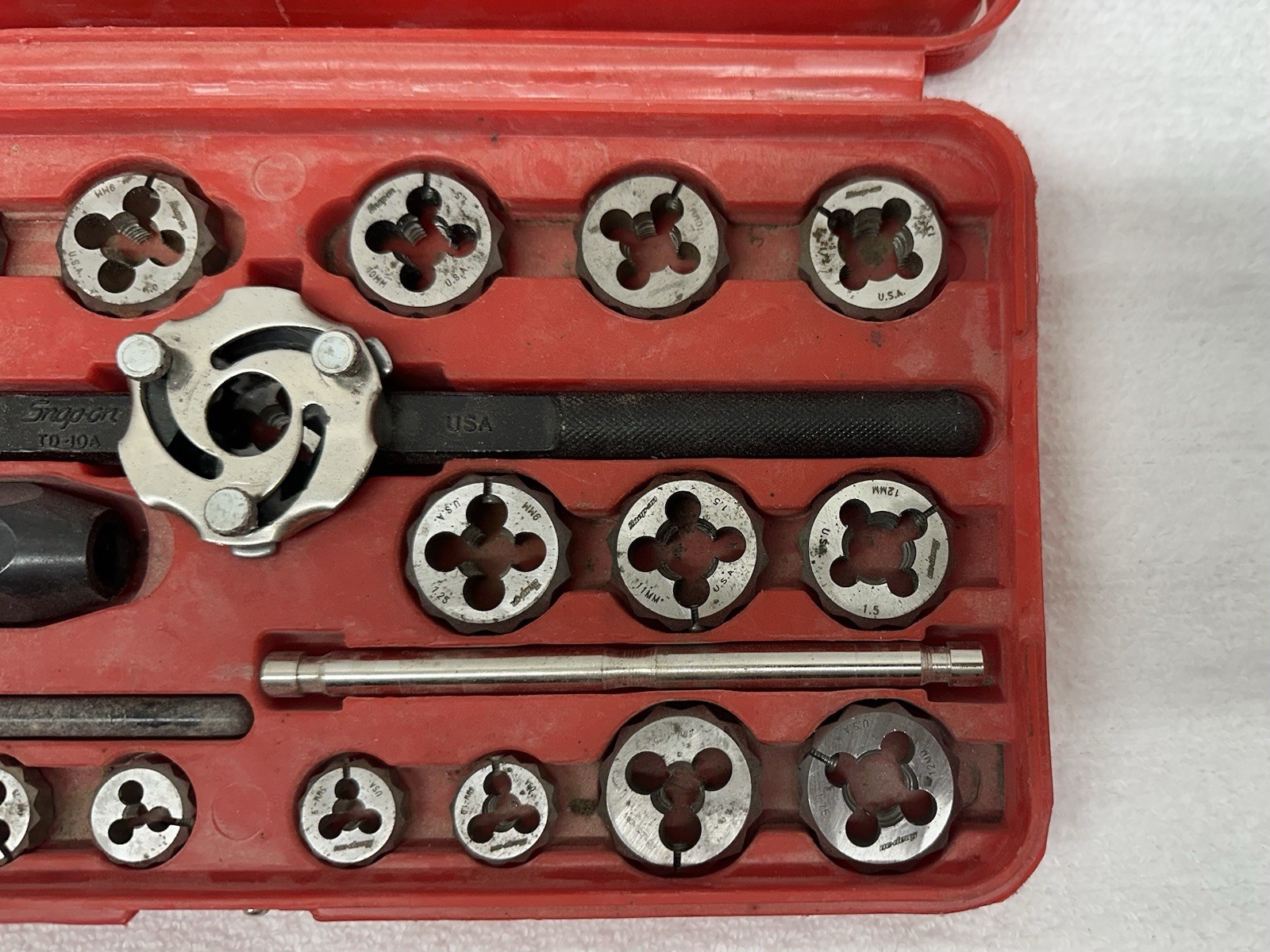 Snap On TDM-117A METRIC Tap & Die Set ****READ****