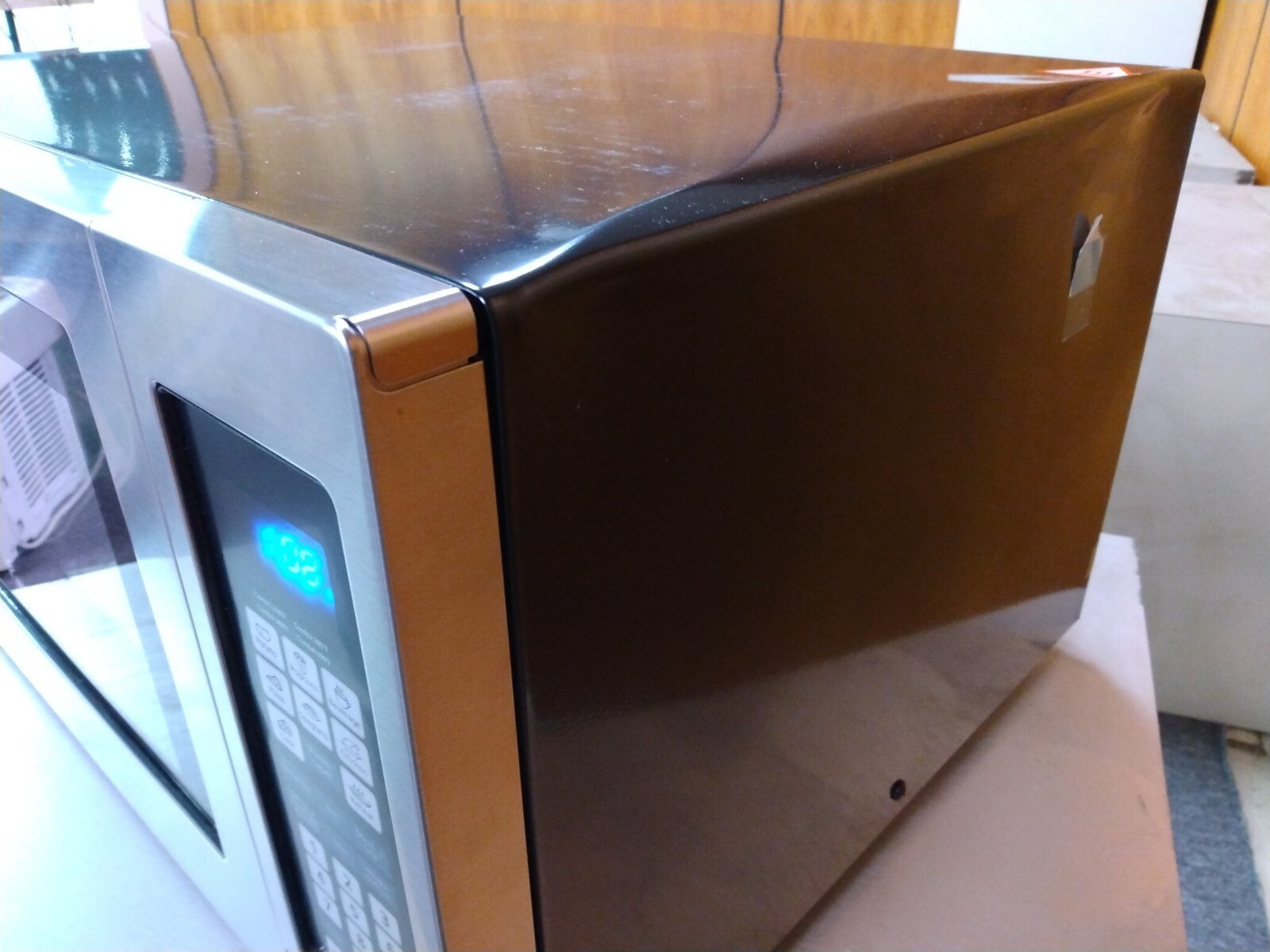 Impecca 1.2 Cu. Ft. 3-In-1 Multi Function Oven (Convection, Microwave, Grill)