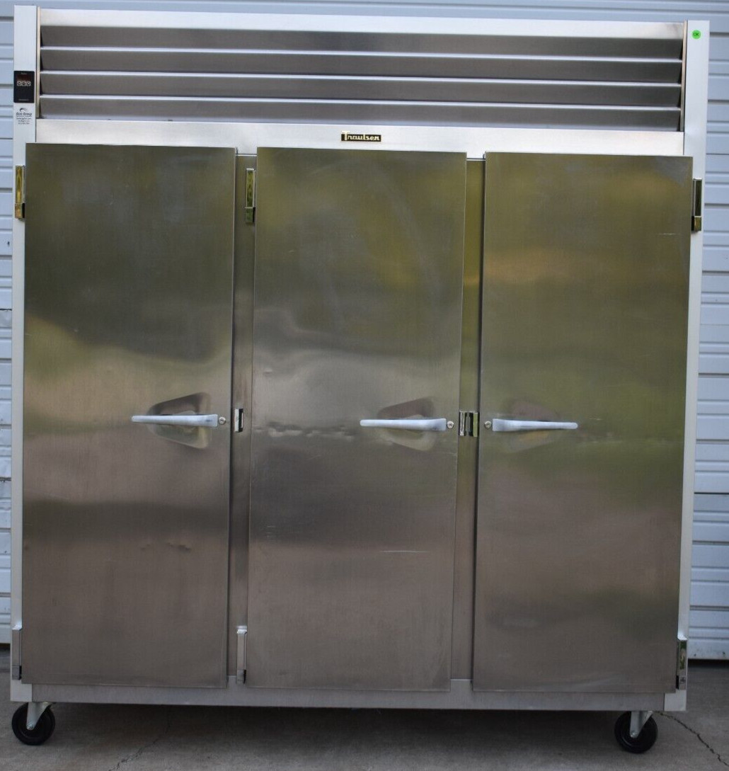 TRAULSEN G30011 3 DOOR REACH IN REFRIGERATOR SOLID DOORS 2017