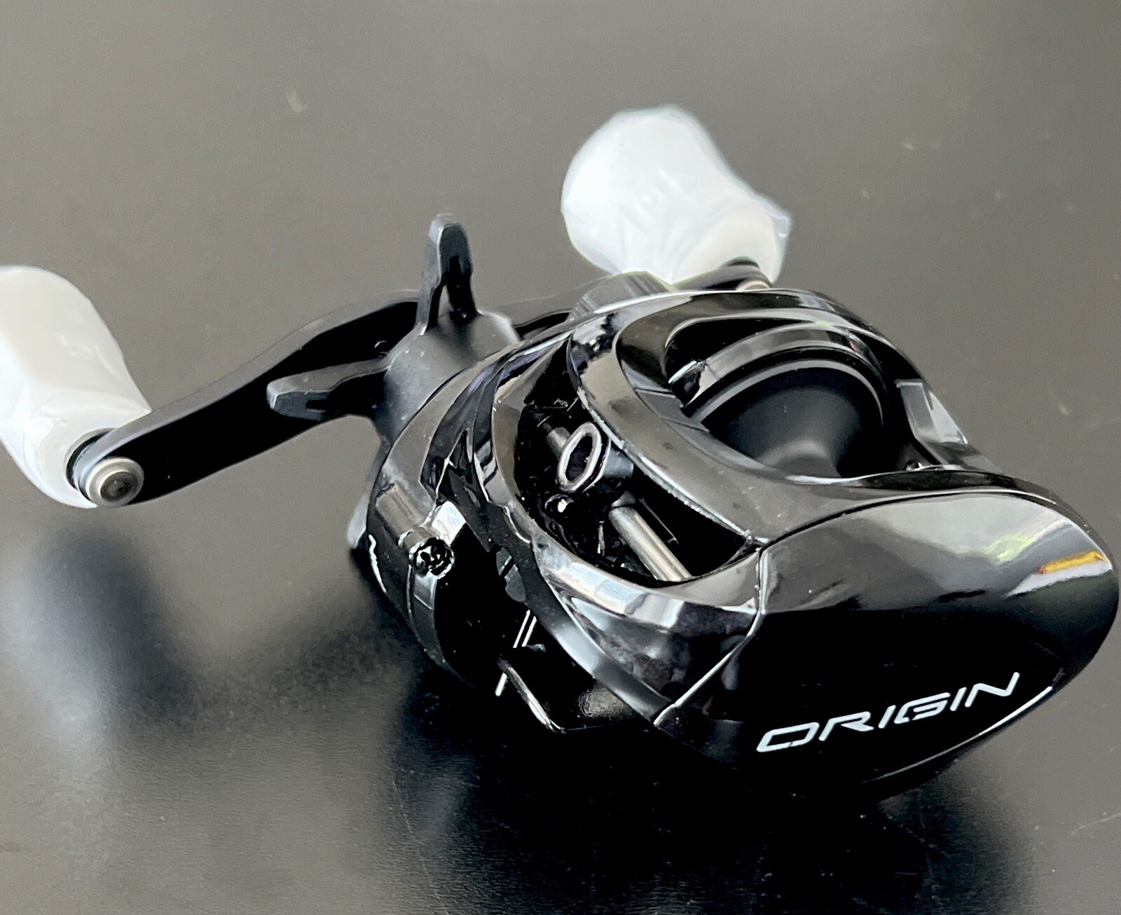 13 Fishing Baitcast Reel Black - Right Hand Retrieve - NEW, Unboxed.