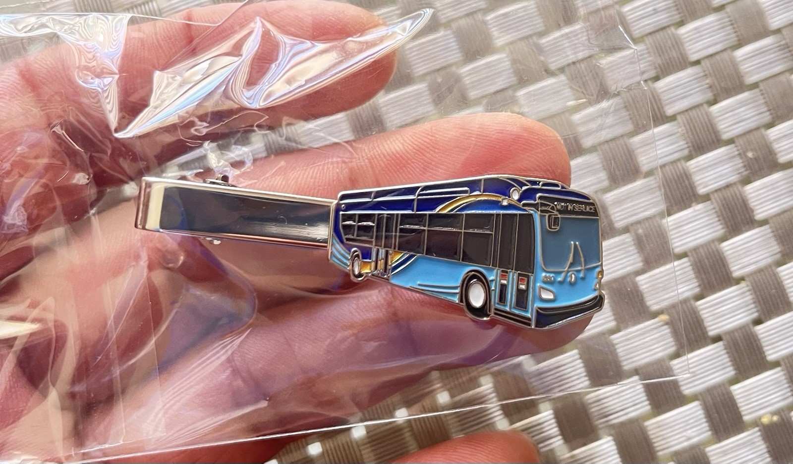 MTA NYCT Tie Clasp.New  Flyer CNG Select Bus In Silver
