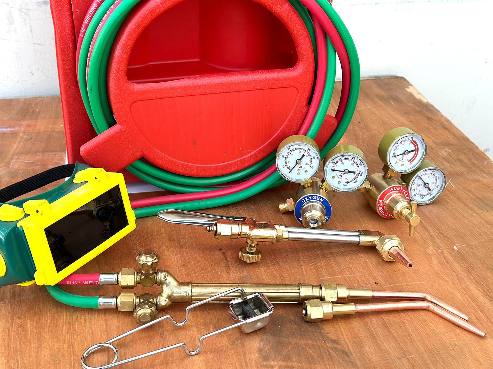 HVAC Portable Oxygen Acetylene Welding Cutting Torch Kit w/ Carrying Tote & Hose