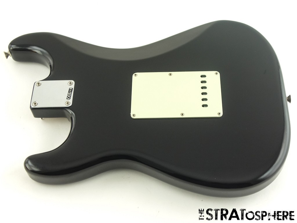 Fender Ltd. Vintera II Road Worn 60s Strat BODY & HARDWARE, Nitro Black.