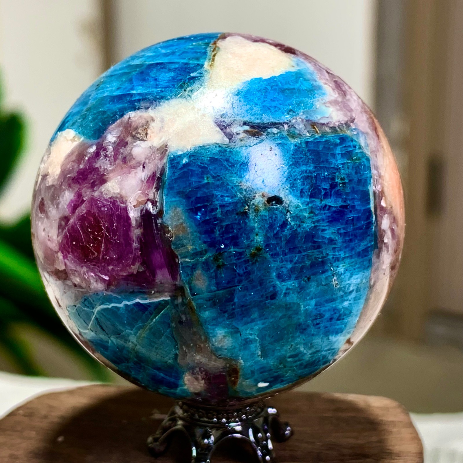 114G Natural Blue Aptite +Sun Stone purple lepidolite Sphere mineral sample