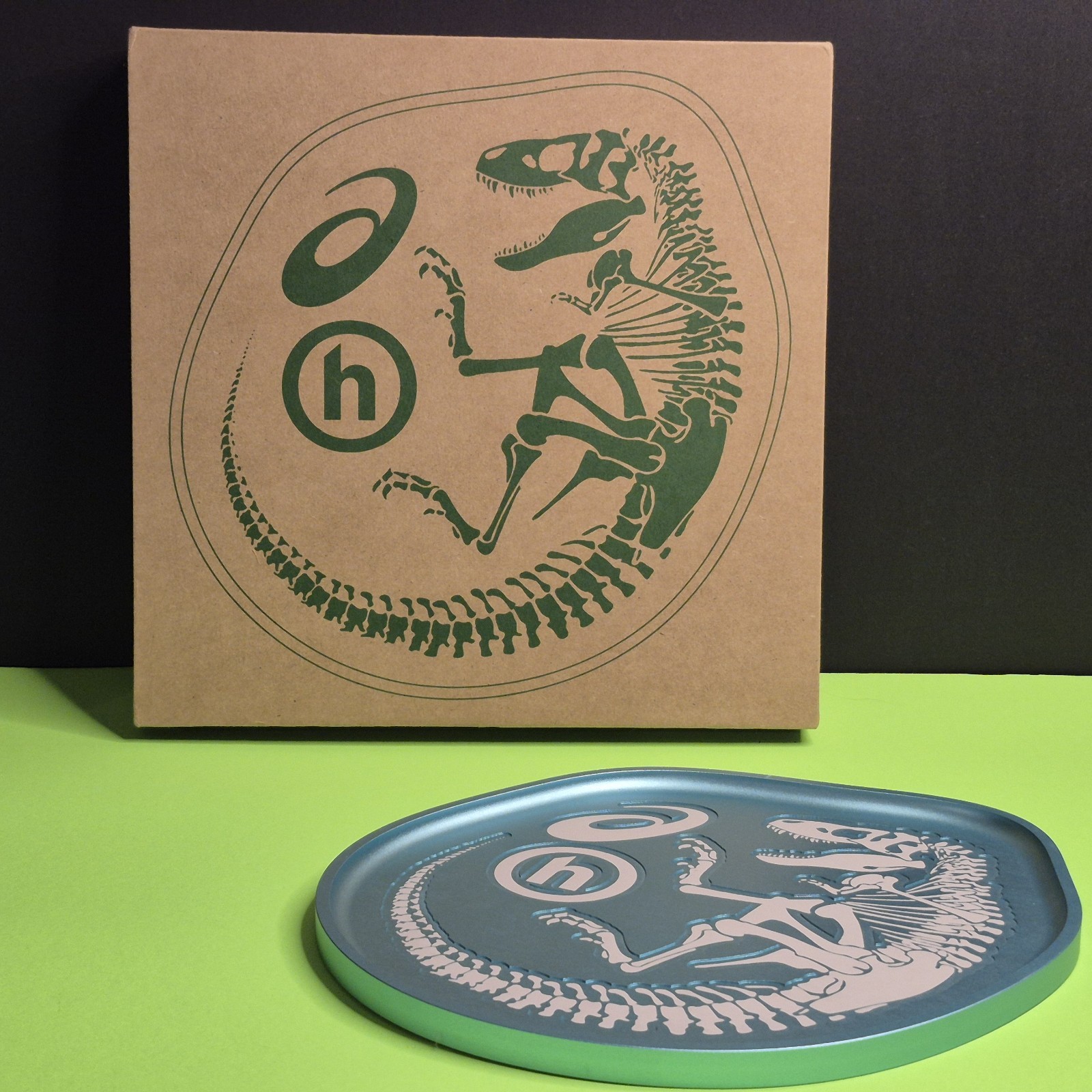 HIDDEN NY NEW YORK ACCESSORIES! VOL DISCOUNT BUNDLE! AASICS UMBRO AND WANDER