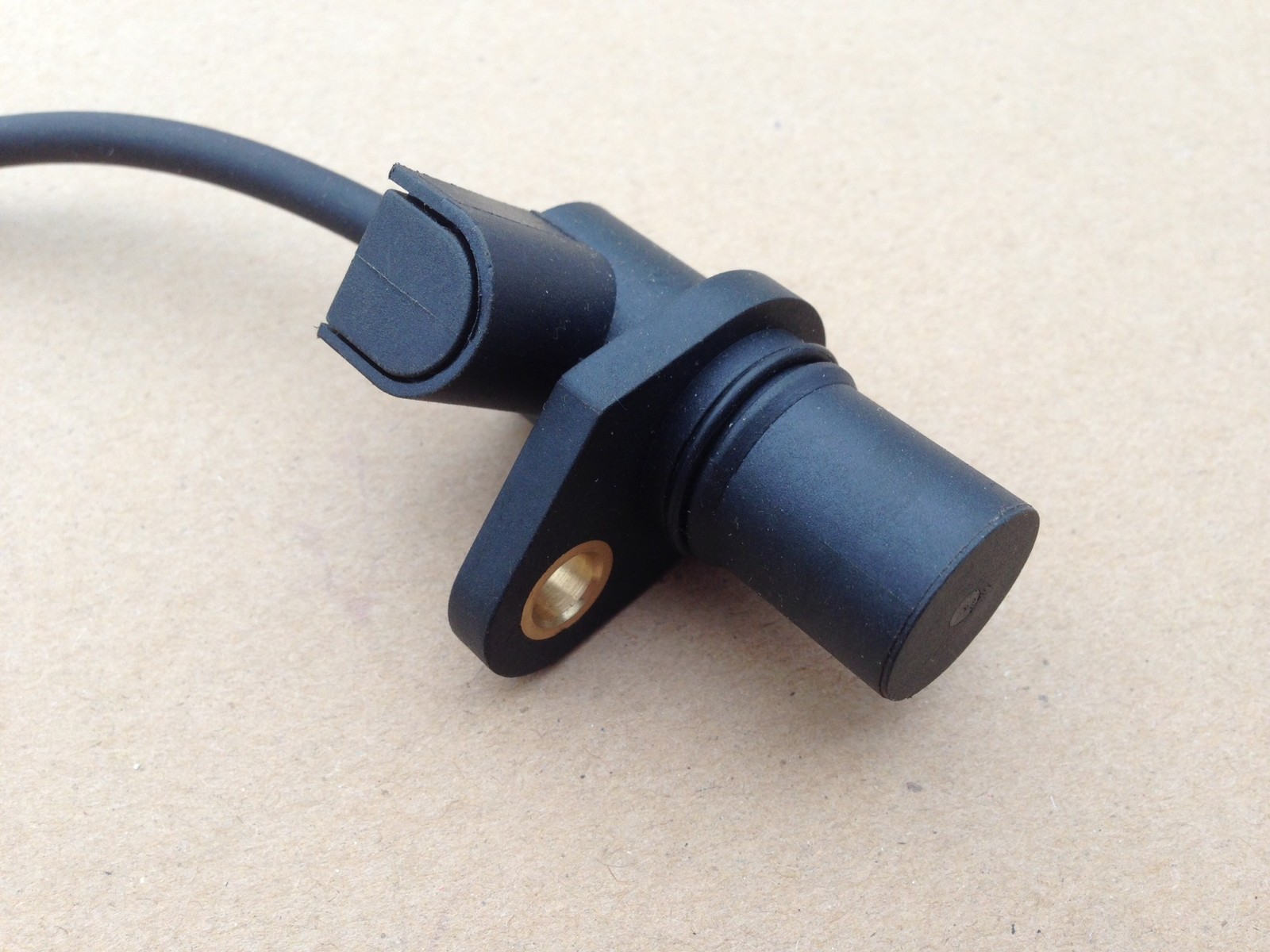 OEM# 3918037150, 3918037180, 3918037200 New Crankshaft Position Sensor