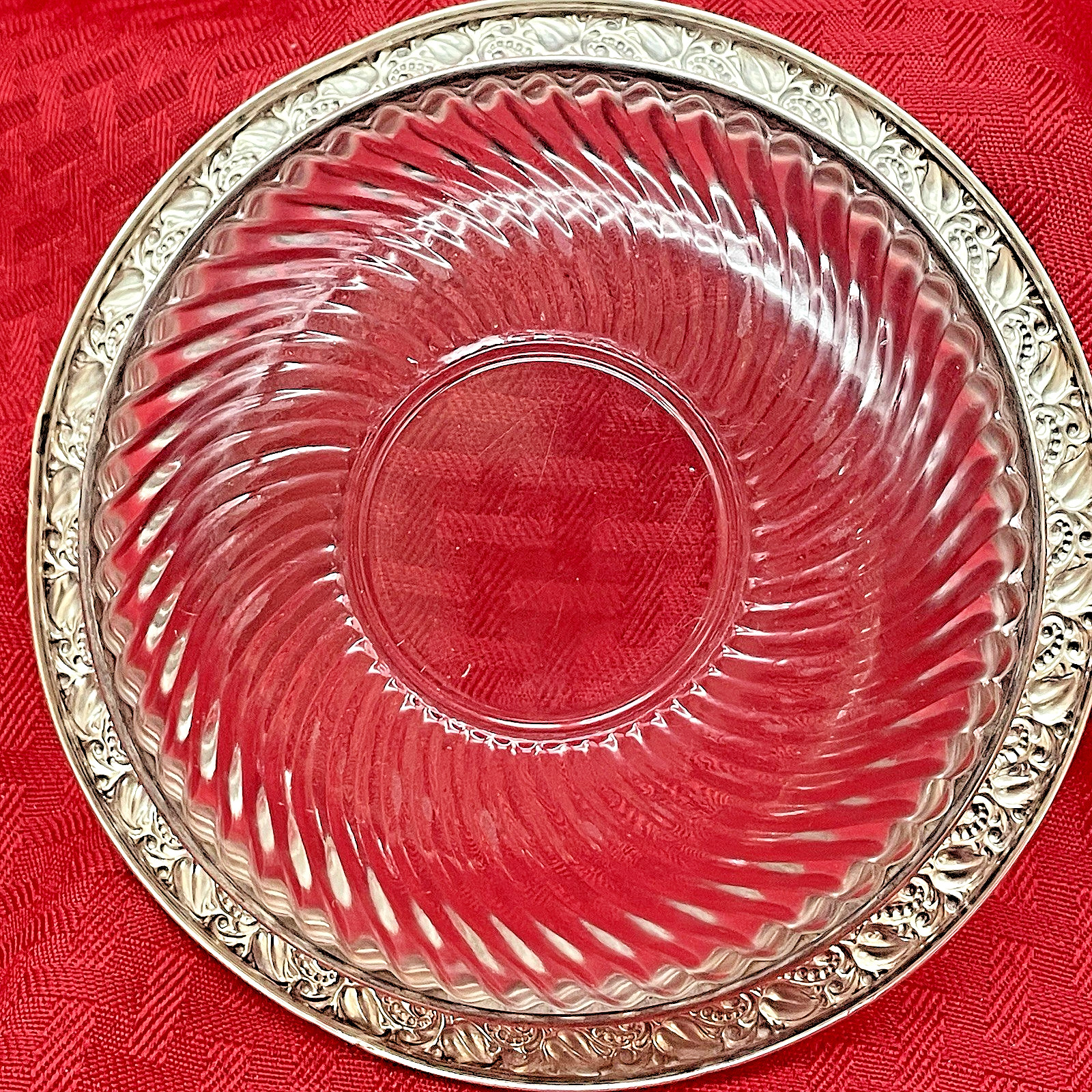 Vintage Webster Sterling Silver Glass W/Leaf Pattern Bowl 6"