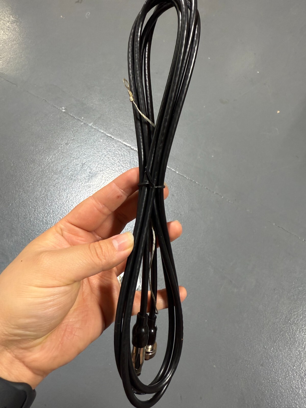 Magnadyne AM/FM Recreational 15" Rubber Antenna, Model RV73