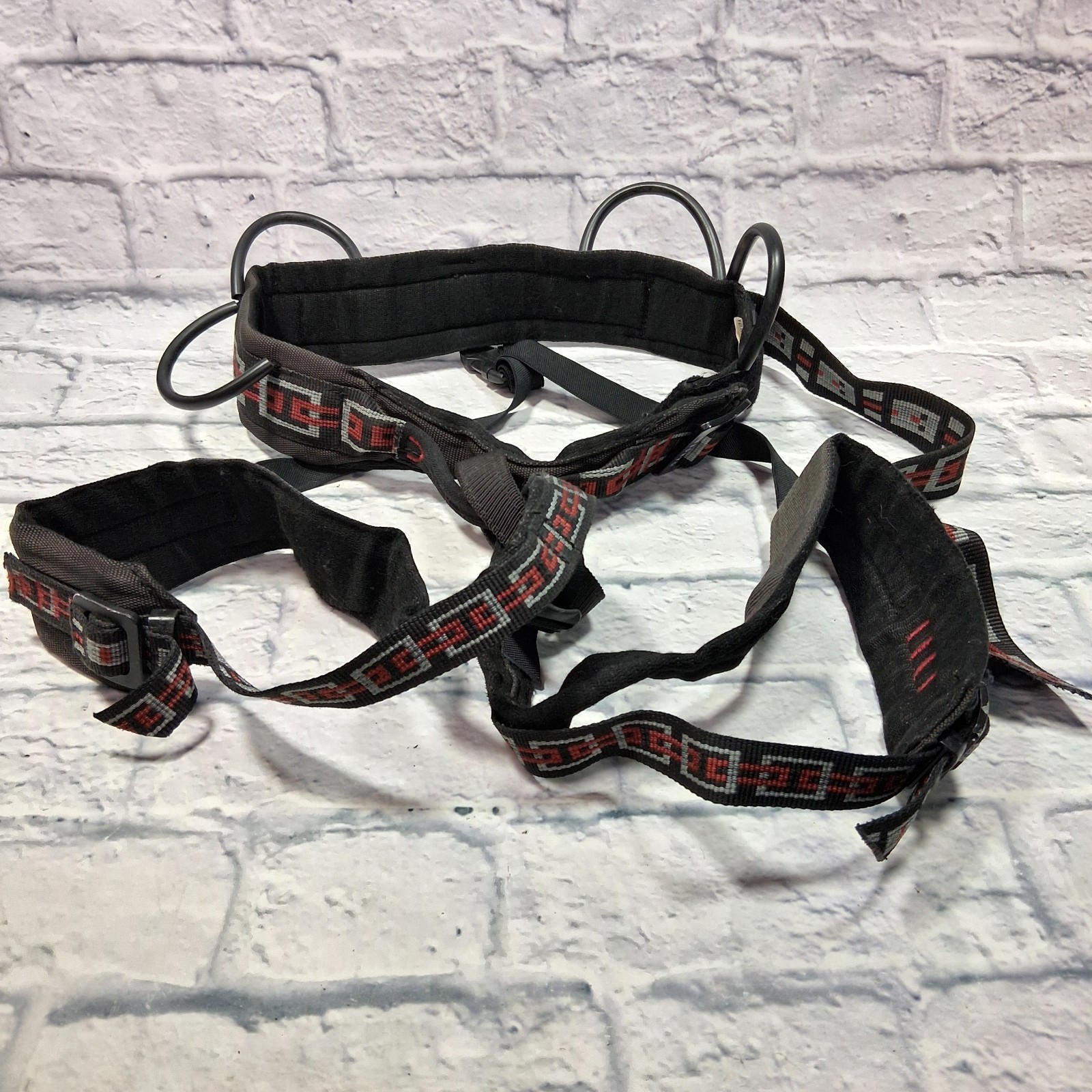 Trango Peak Climbing Harness Adult Size Small Outdoor Rock Climbing Gear