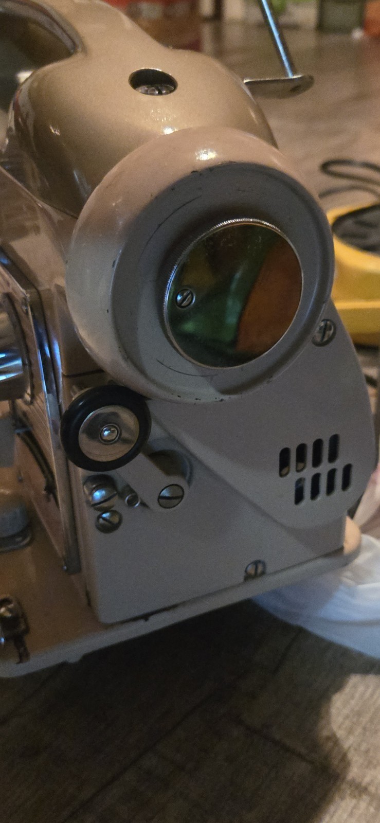 Vintage WHITE Sewing Machine Model 764 with Pedal EXCELLENT SHAPE