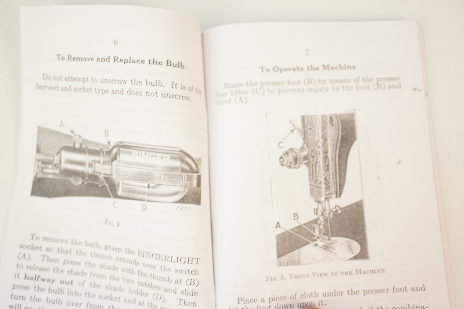 Singer 15-91 Console Desk Sewing Machine Owner's Manual Instruction Booklet
