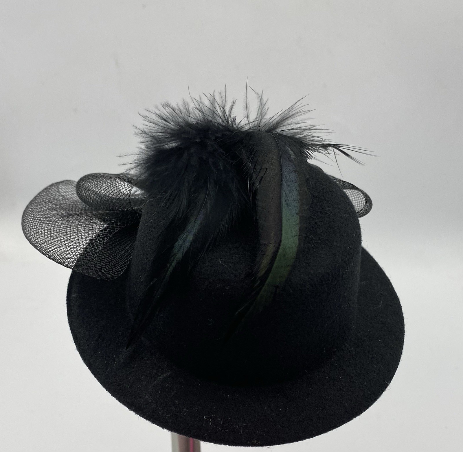 FASCINATOR Black VELVET Hat W/NETTING & FEATHER Party KENTUCKY DURBY