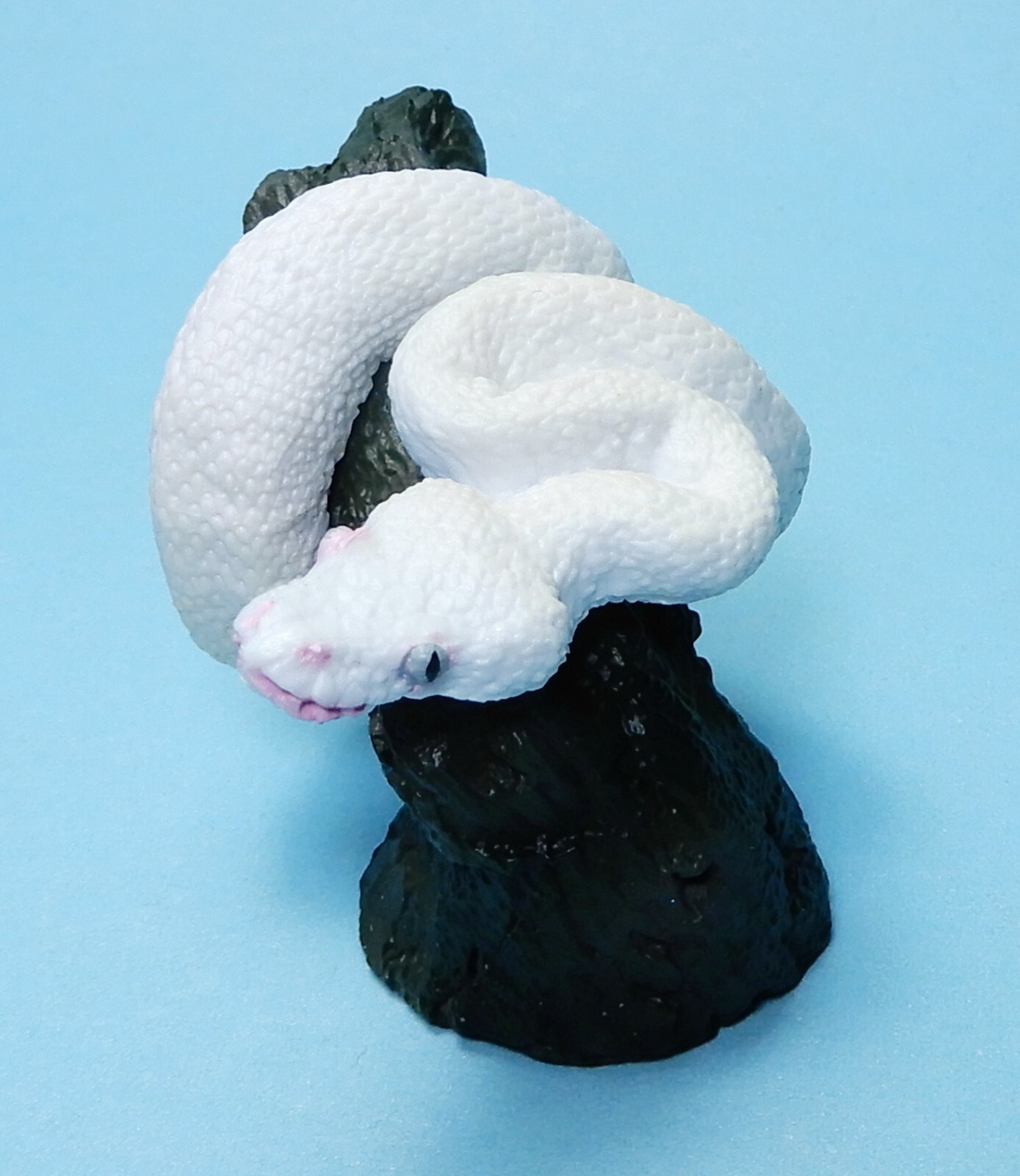 Bandai The Diversity of Life on Earth leucistic ball python snake US seller New