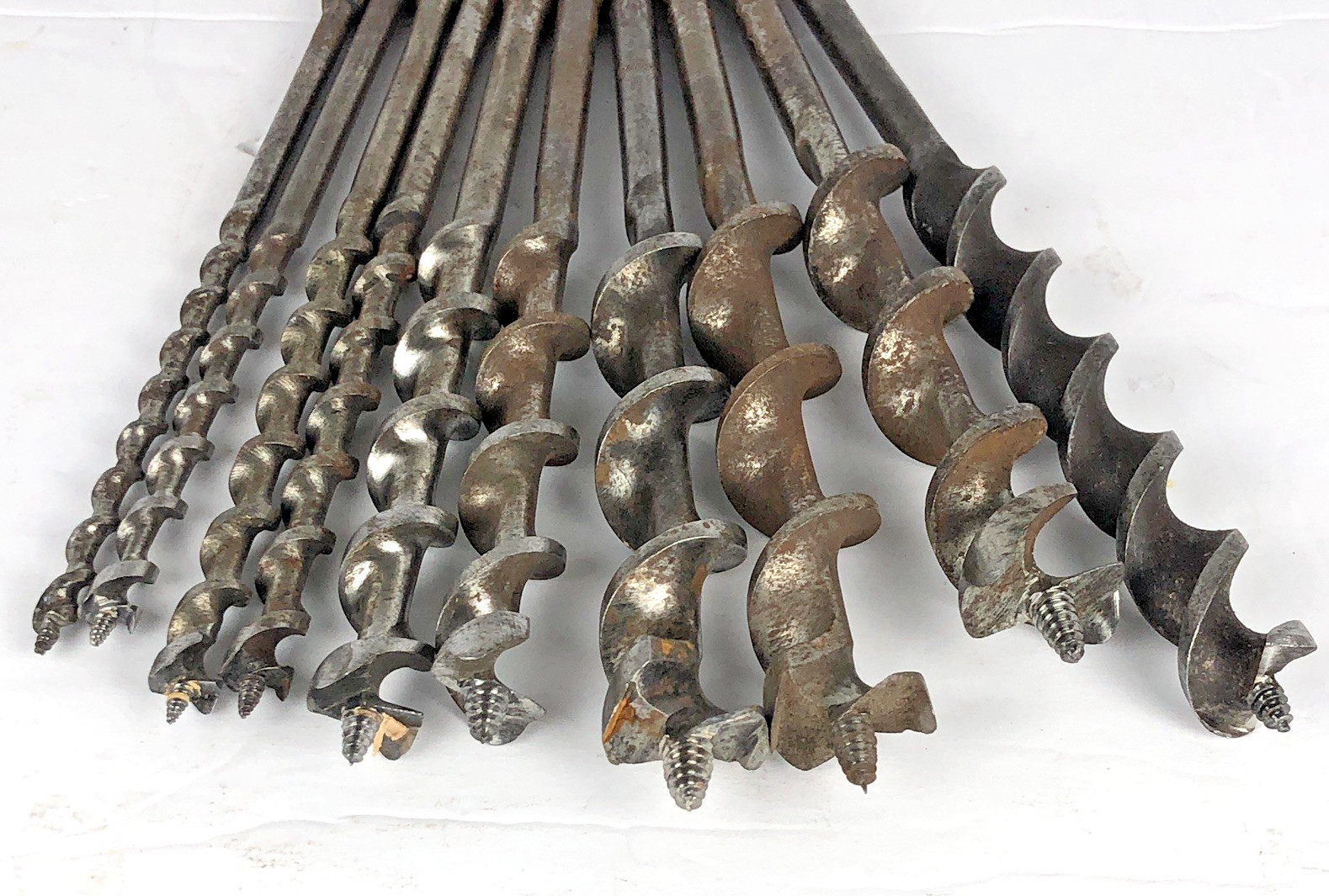 Stanley Ratcheting Hand Drill Brace No. H1253 w/ 10 Auger Drill Bits