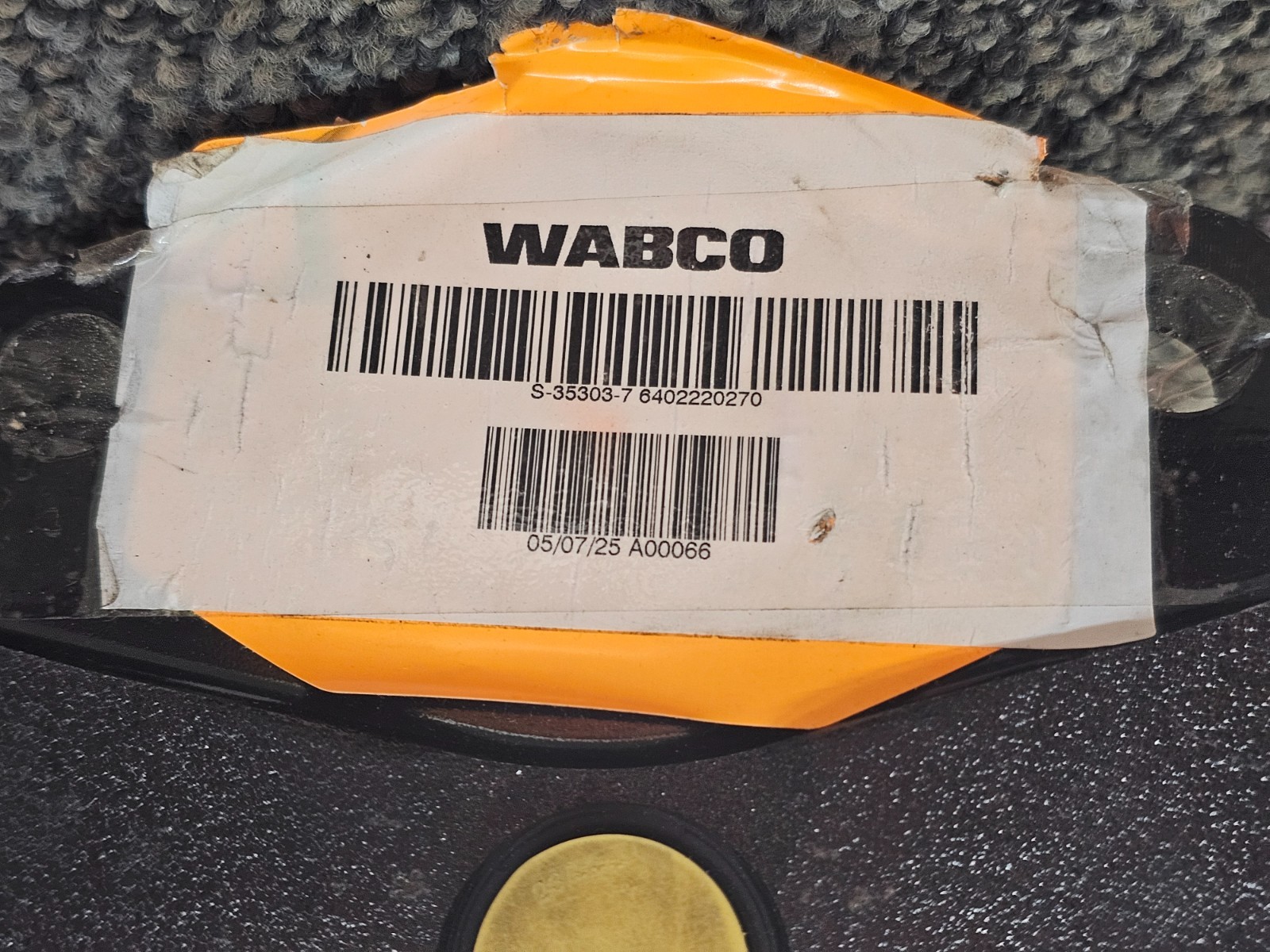 WABCO S-35303-7 Air Disc Caliper Left Front MAXX22T for Hendrickson