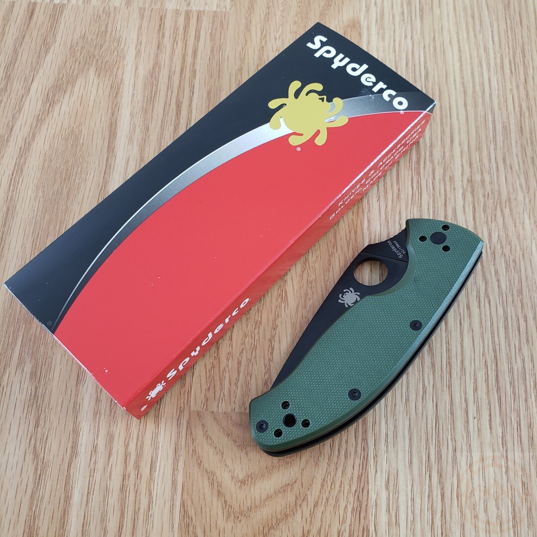 Spyderco Tenacious Linerlock Folding Knife 3.38" 8Cr13MoV Steel Blade G10 Handle