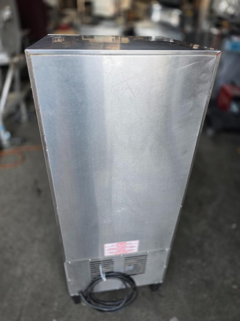 Silver King SKMAJ1 6 gal Refrigerated Milk Dispenser w/ 1 Valve 115 Volt Tested