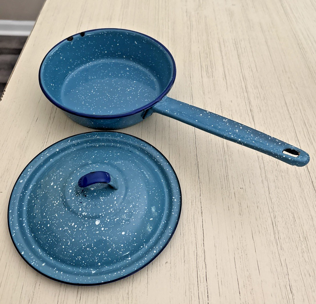 Small Blue Enamel Frying Pan - Camping