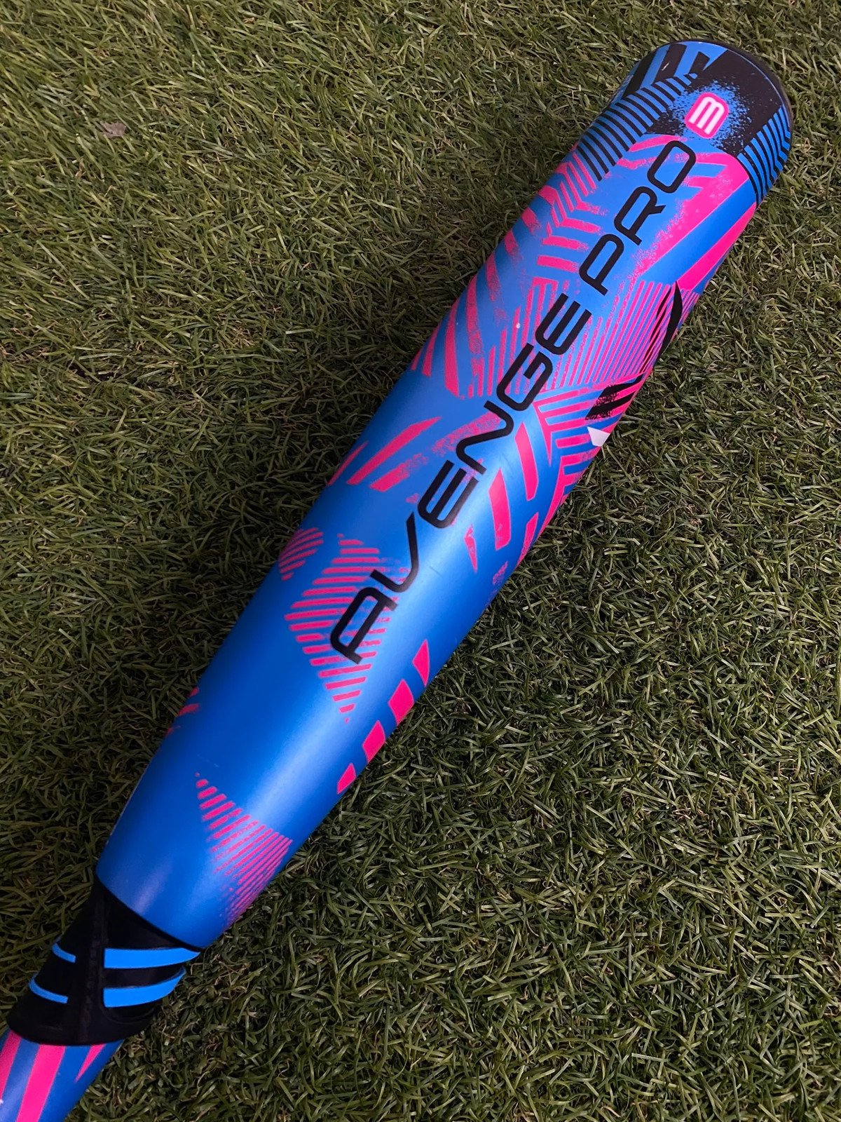 2024 AXE Avenge Pro Hybrid Bat USSSA Certified (-10) Hybrid 18 oz 28"...