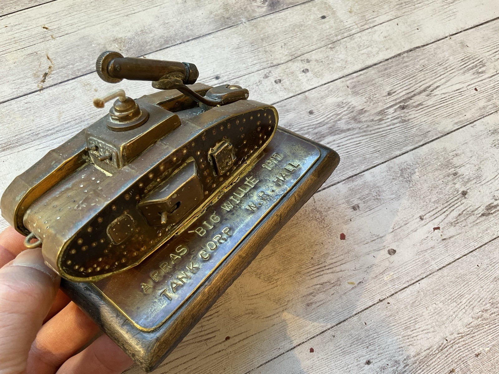 ORIGINAL AMAZING WWI TRENCH ART MK1 TANK LIGHTER 1917 BATTLE MARKED / NAMED