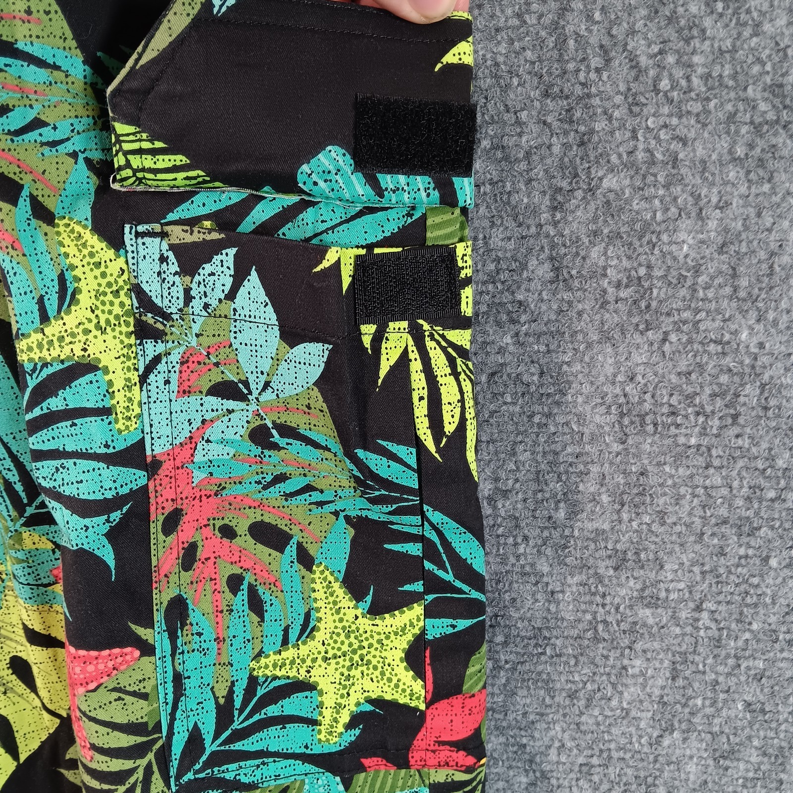 Chef 360 Utility Jogger Chef Pants Mens Small Multi Tropical Stretch 7 Pocket