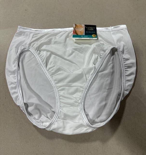 6 Pairs Vanity Fair Illumination HI-CUT briefs WHITE 13108 Sz - 6 7 8 9
