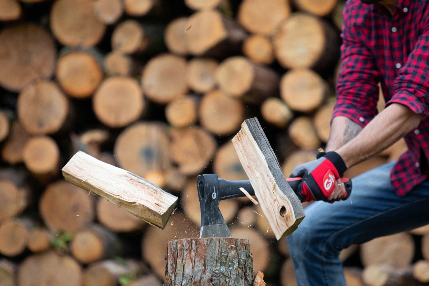 INTERTOOL 24-inch Mid-Size Felling Axe, 2.2 lbs Wood Chopping Ax HT08-0263