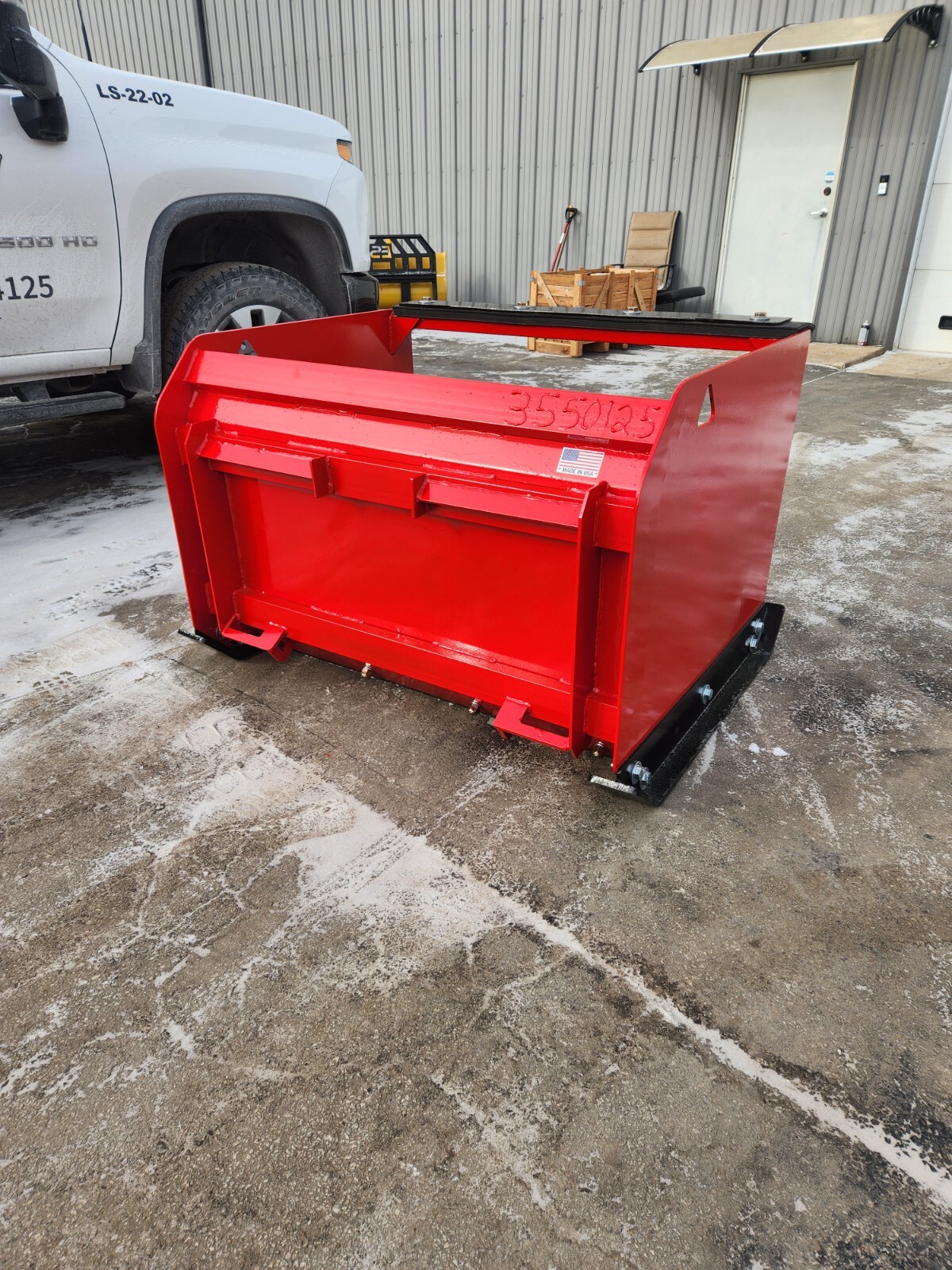 Mini Bobcat 4' HD Snow Pusher Box Rubber Back Drag MT52 MT55 MT85 MT100 463 S70
