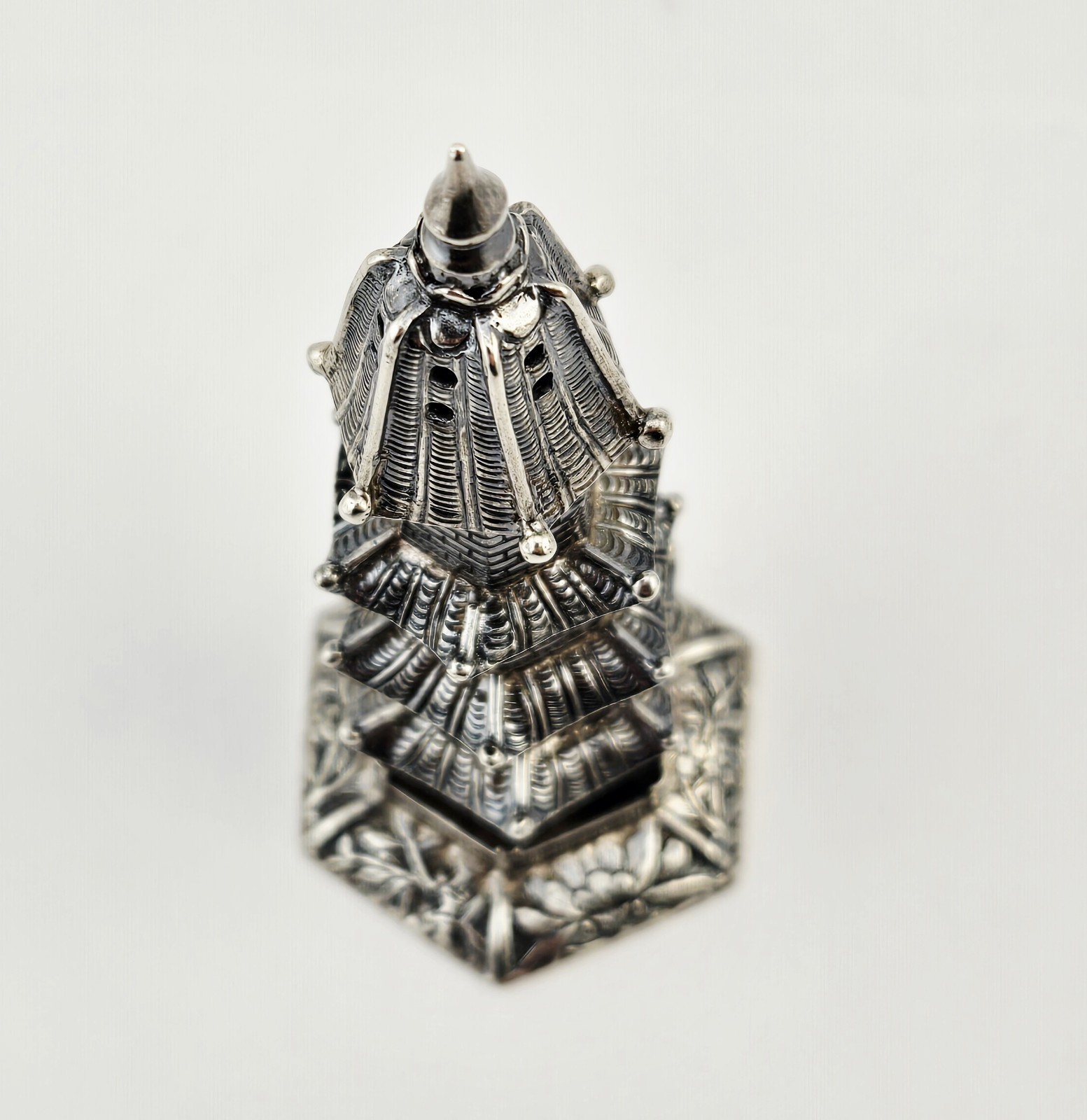 Vintage Japanese Sterling Silver Pagoda Salt Pepper Shaker 3.25" Temple- 31.3g