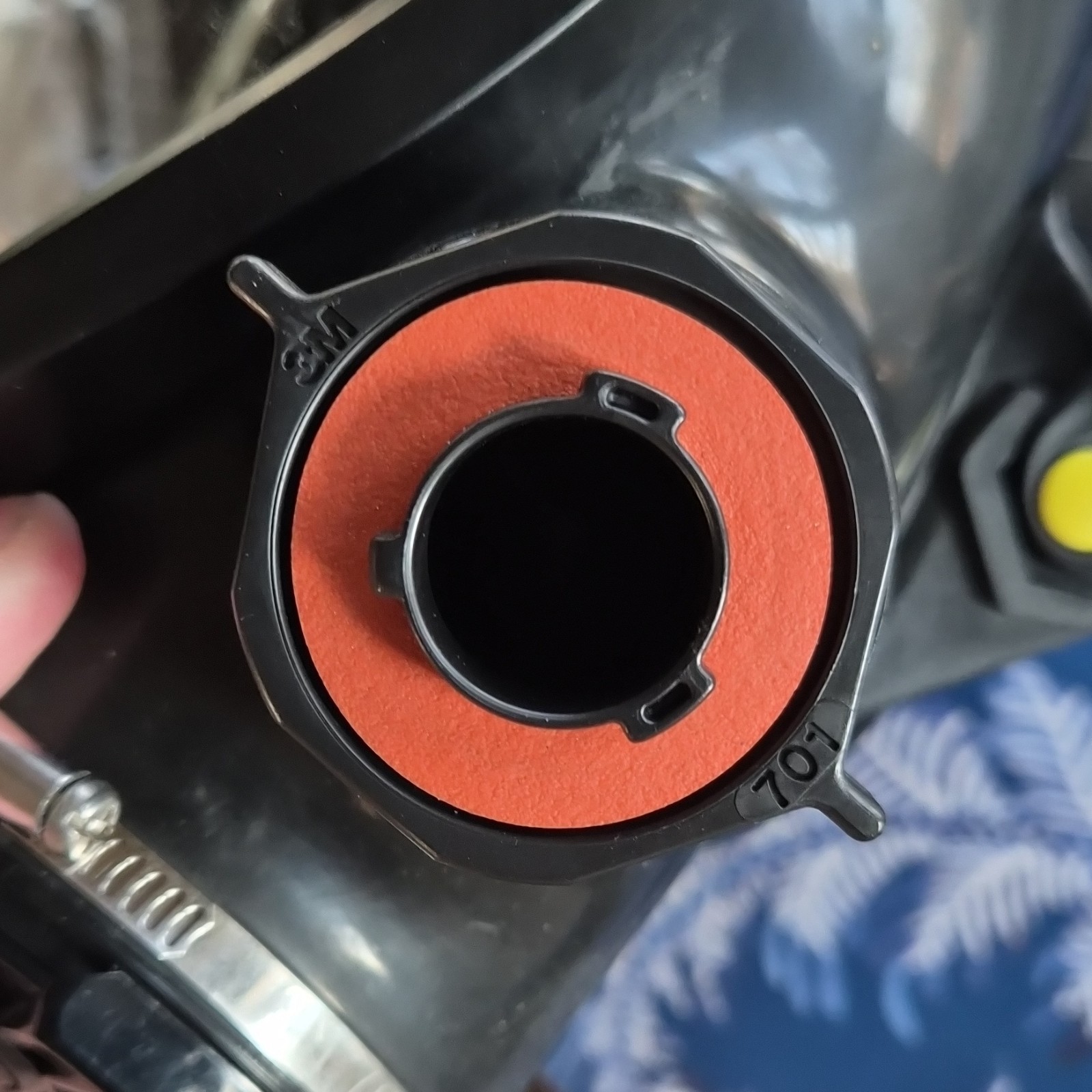 3M 7000 Series Full Face Respirator Mask Size M, MPN 701, Full Face Coverage