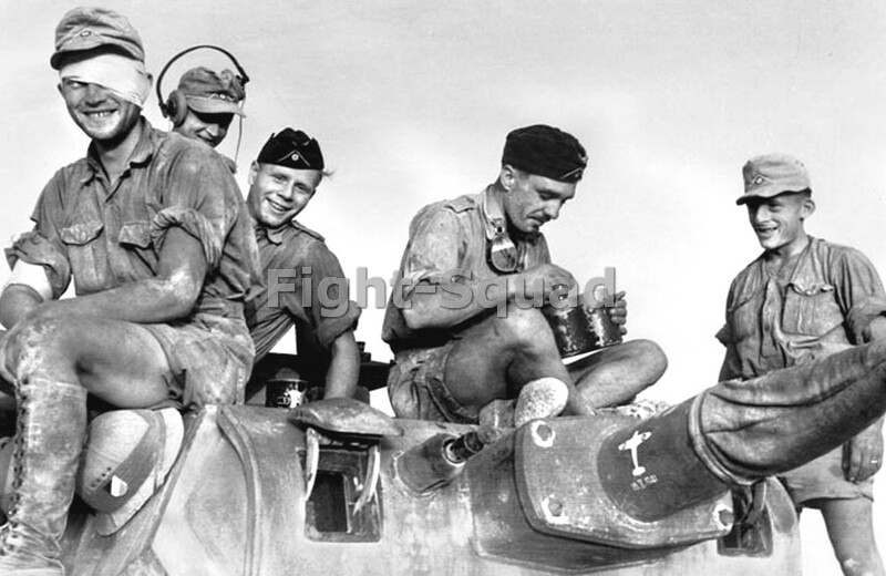 WW2 Picture Photo 1941 German Afrika Korps and crew on Panzer Tank 3877