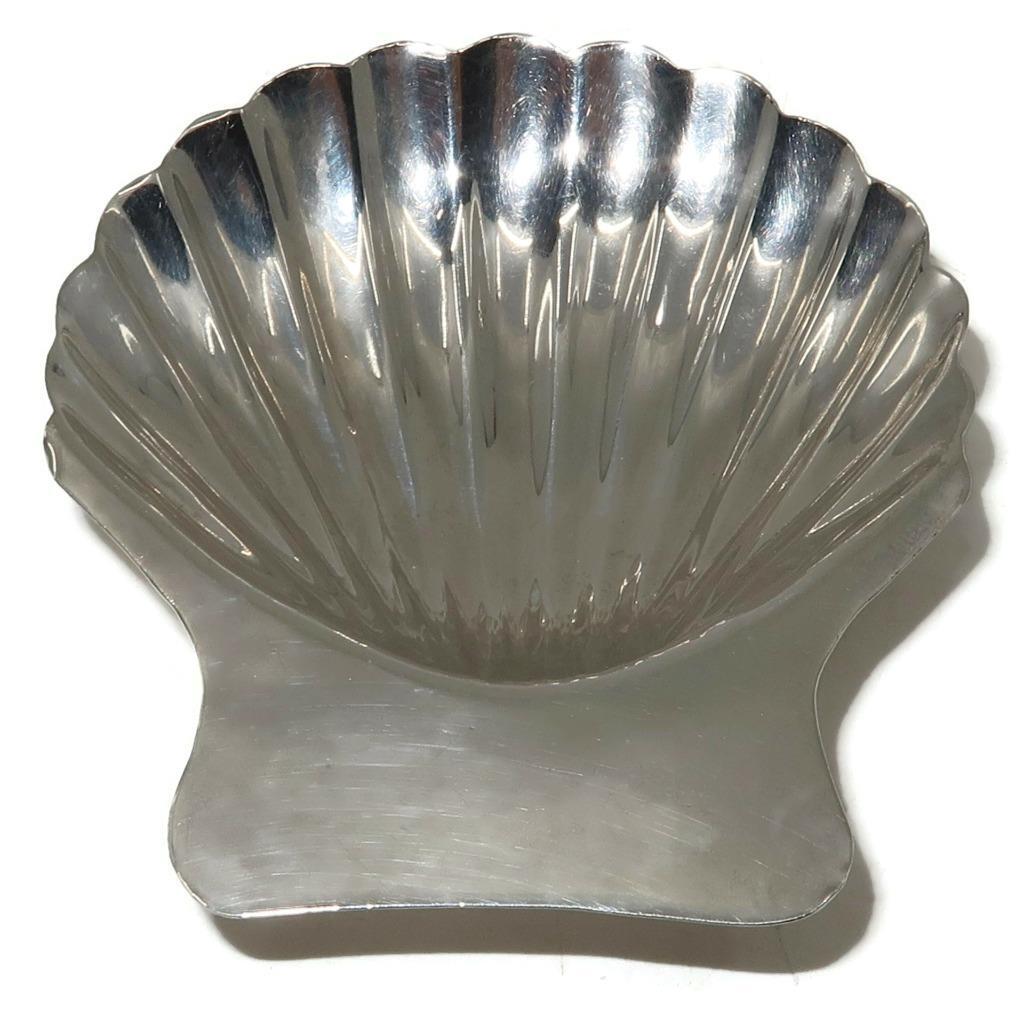 Mexico Maciel Sterling Silver Footed Shell Shape Master Salt Cellar, 2 3/4"