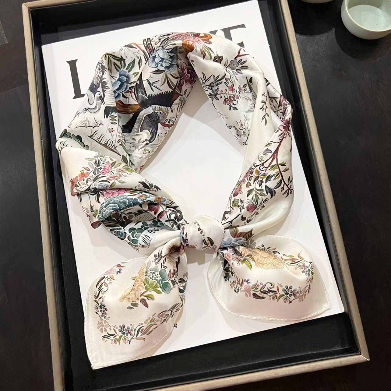 100% Mulberry Silk 27" Square Scarf Women Neckerchief Bandana White Flower Birds