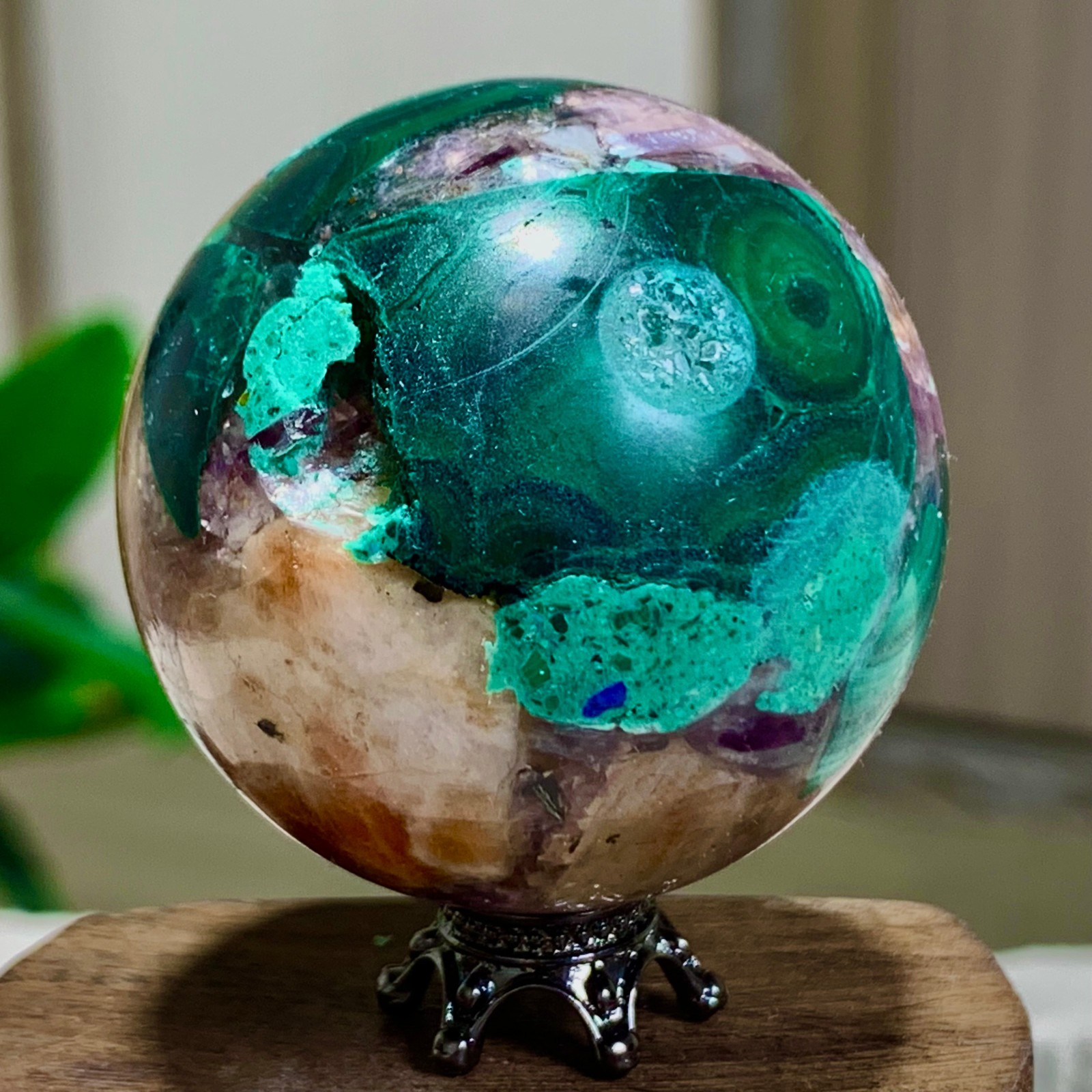 40G Newly discovered rare malachite purple mica symbiotic sphere restoration