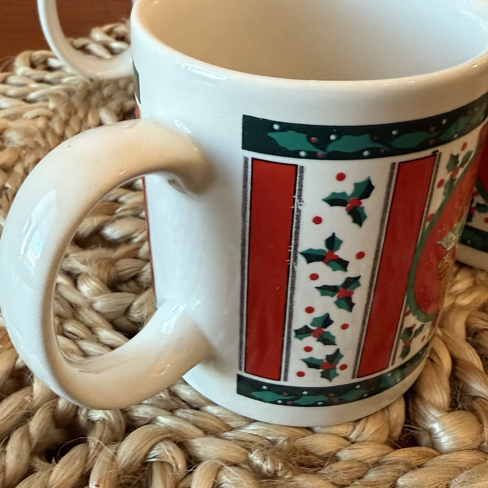 Vintage Christmas Goose Coffee Mugs – Set of 4 – 1980s Holiday Cottagecore