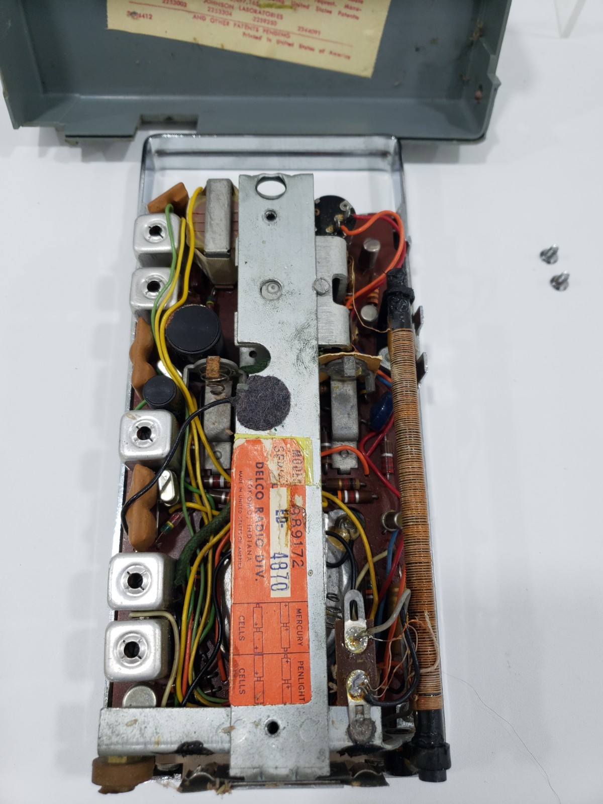 Vintage 1959 OLDSMOBILE TRANS-PORTABLE AM Car Radio for Parts or Restore 989172