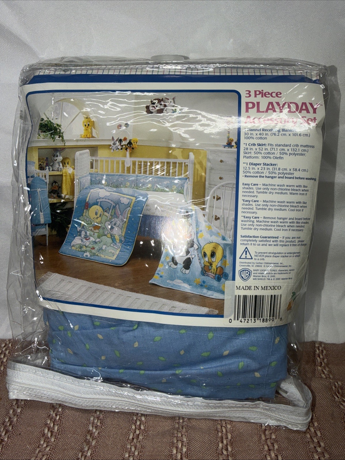 New Baby Looney Tunes PLAYDAY Crib Skirt Vintage