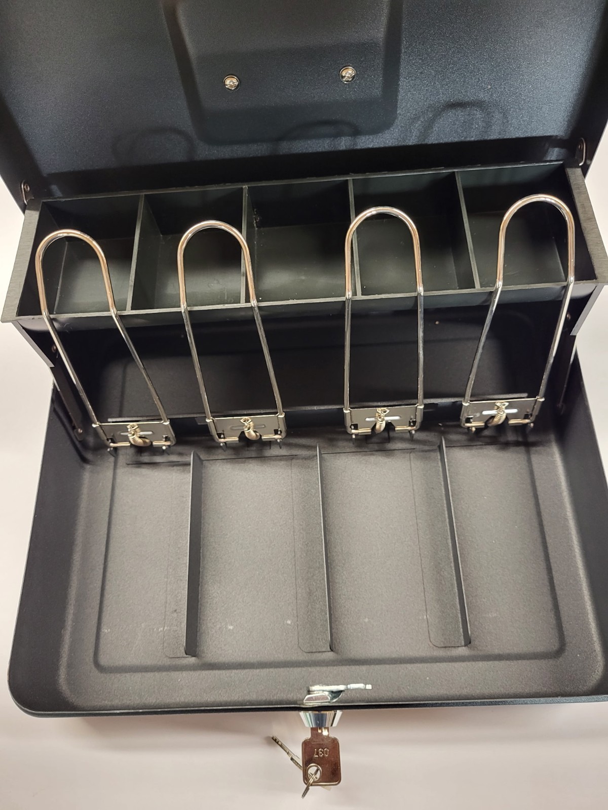 Honeywell Tiered Canitdoor Lever Cash Box Pre-Owned