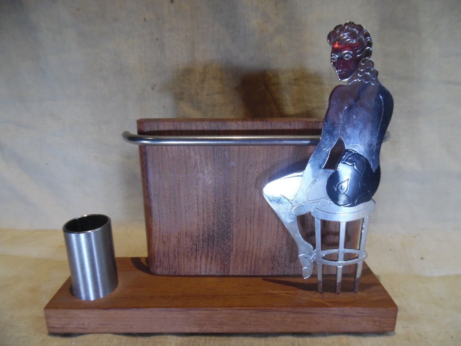 Art Deco Woman At Bar Sudre?