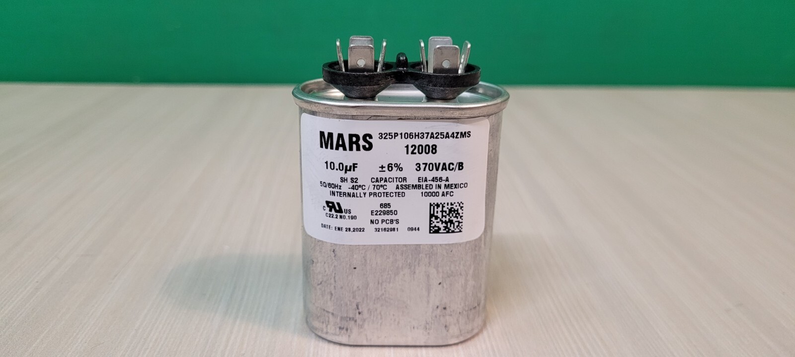 Mars Motor Run Capacitor 10 MFD, Oval 370VAC, 12008 BRAND NEW GENUINE