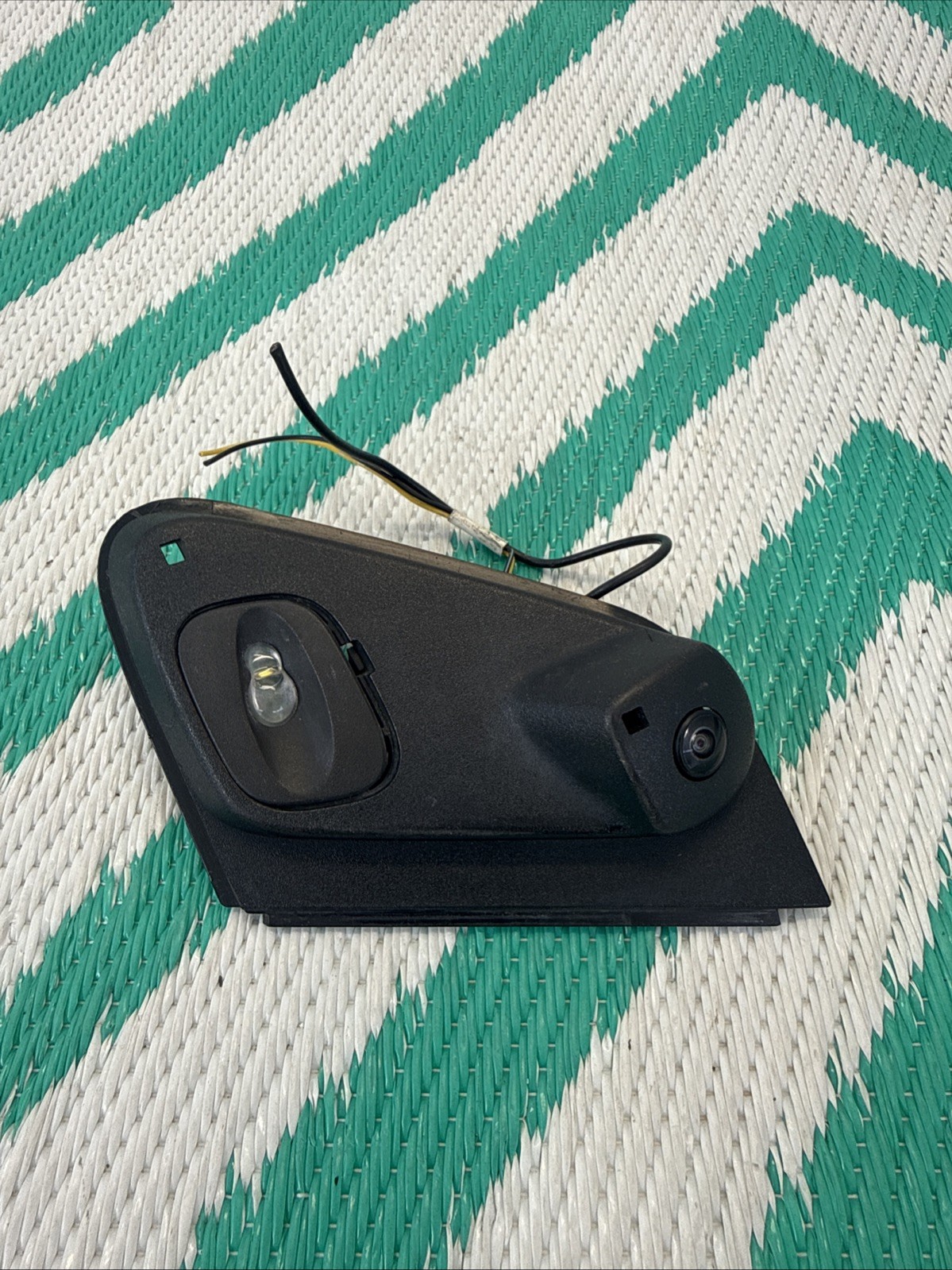 2021-2023 FORD F150 SIDE DOOR LEFT MIRROR CAMERA PUDDLE LIGHT BRACKET