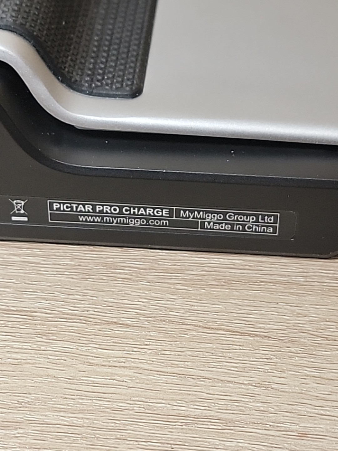 Pictar Pro Charge Smartphone Camera Grip. Used. (Grip Only) Free Shipping.