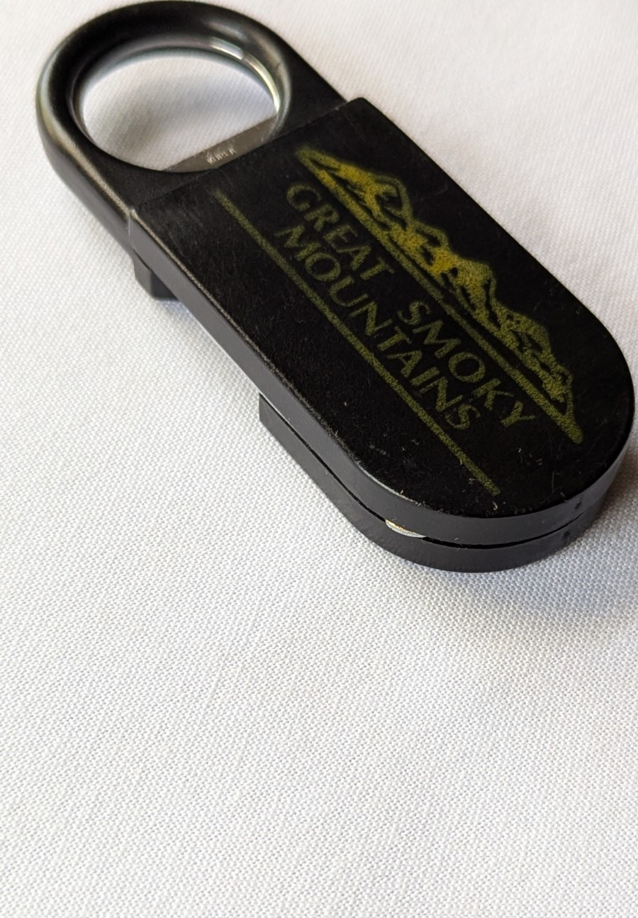 Great Smokey Mountains Advertisment Bar Multi Tool Corkscrew Opener Knife Cat