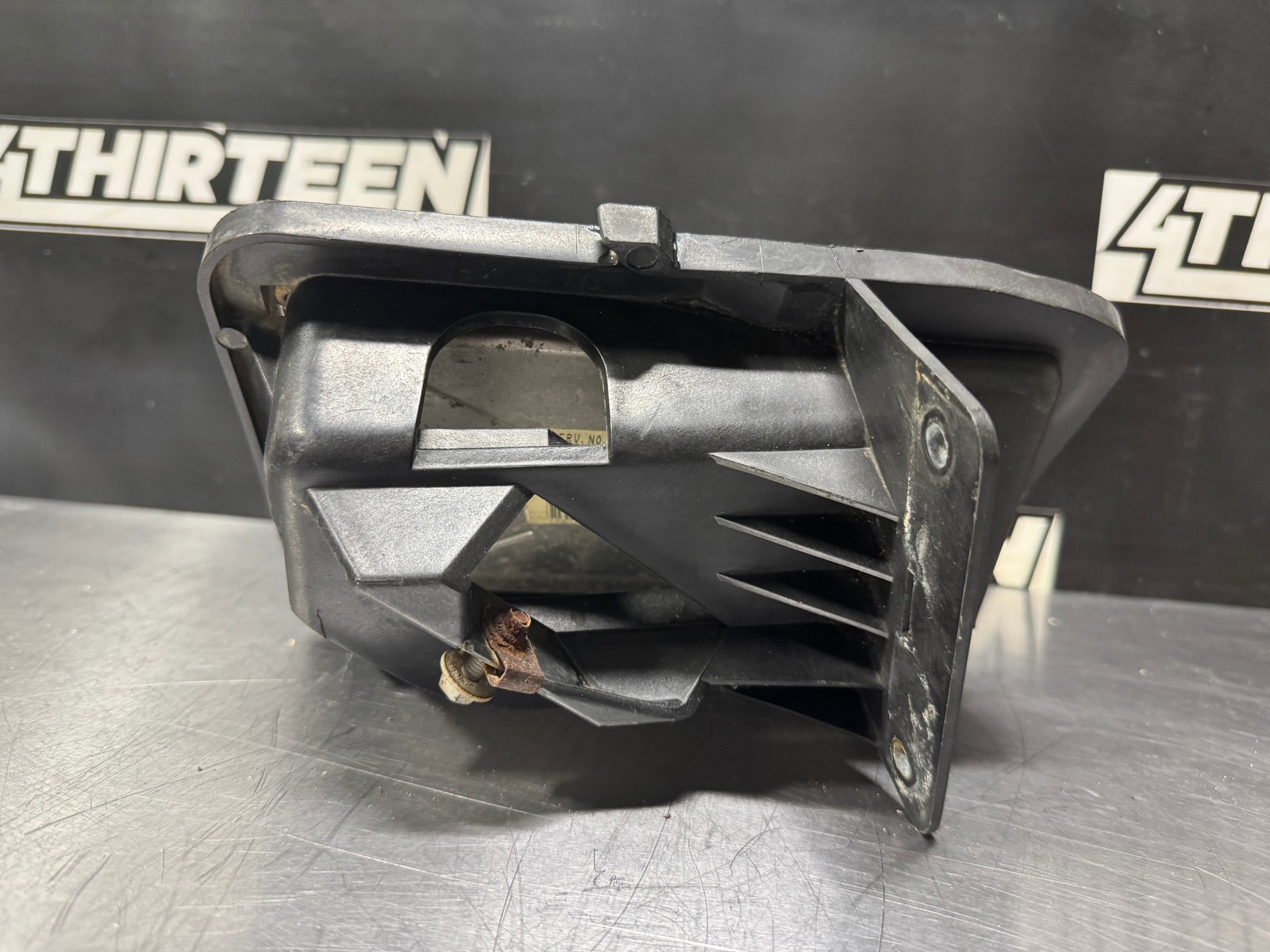 03-06 GM CHEVROLET TAHOE ECM WITH MOUNTING BRACKET OEM #L448