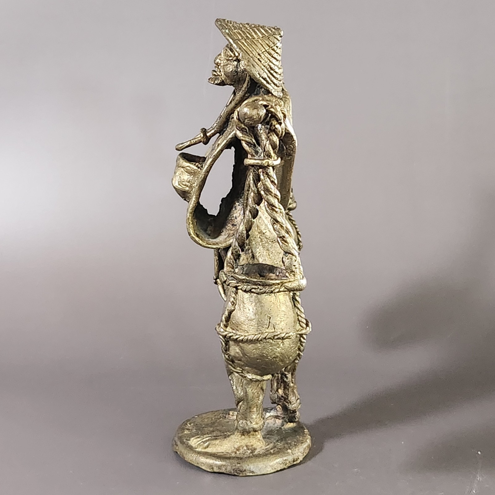 Vintage African Bronze Farmer Figurine – Lost Wax Cast Sculpture Tribal Art