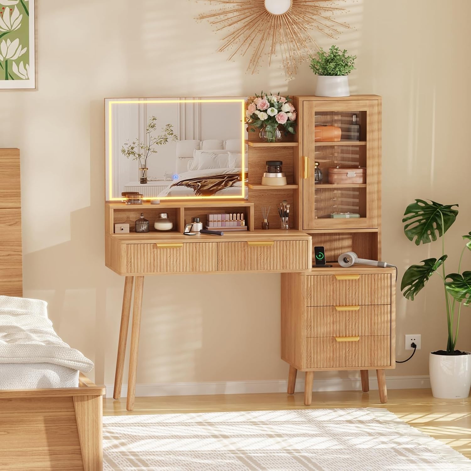 Vanity Desk with Lighted Mirror & USB,Fluted Makeup Table with 5 Drawers Storage