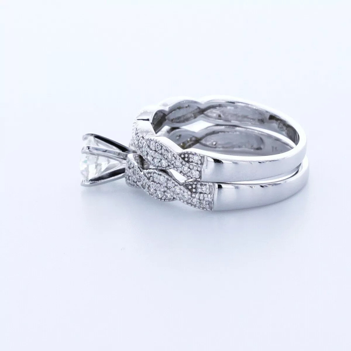 Side Stone Engagement Ring Set 18K Gold 1.64 Carat Round Lab-Grown Diamond D VS1