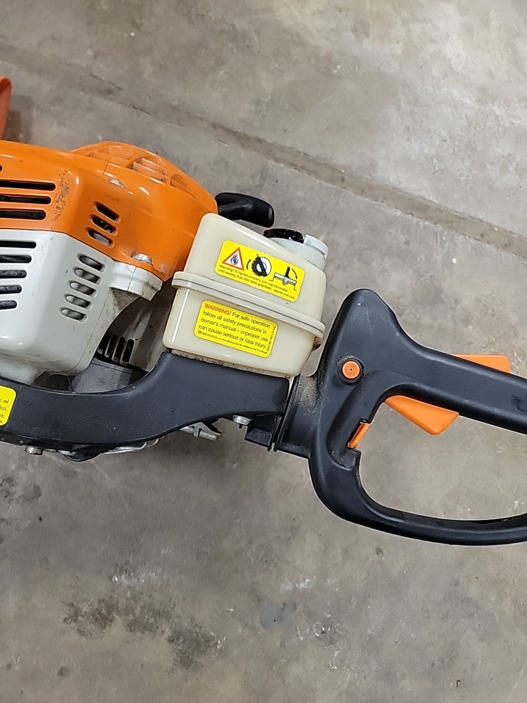 Stihl HS 81R Gas Powered Hedger * Pre-owned* FREE SHIPPING