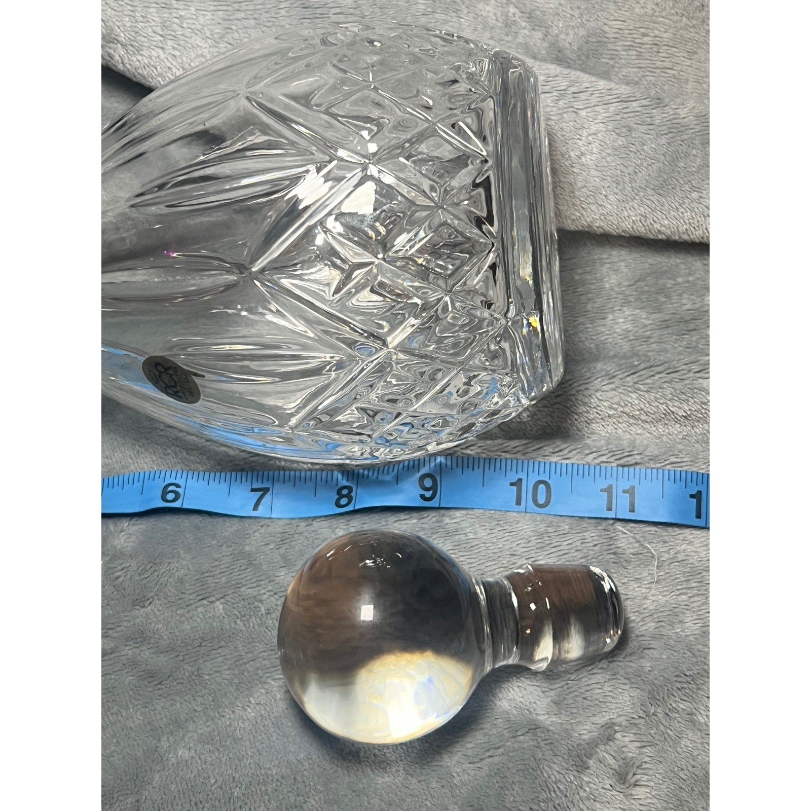 RCR Italian Lead Crystal Decanter With Stopper 24% PbO Clear 11 Inch