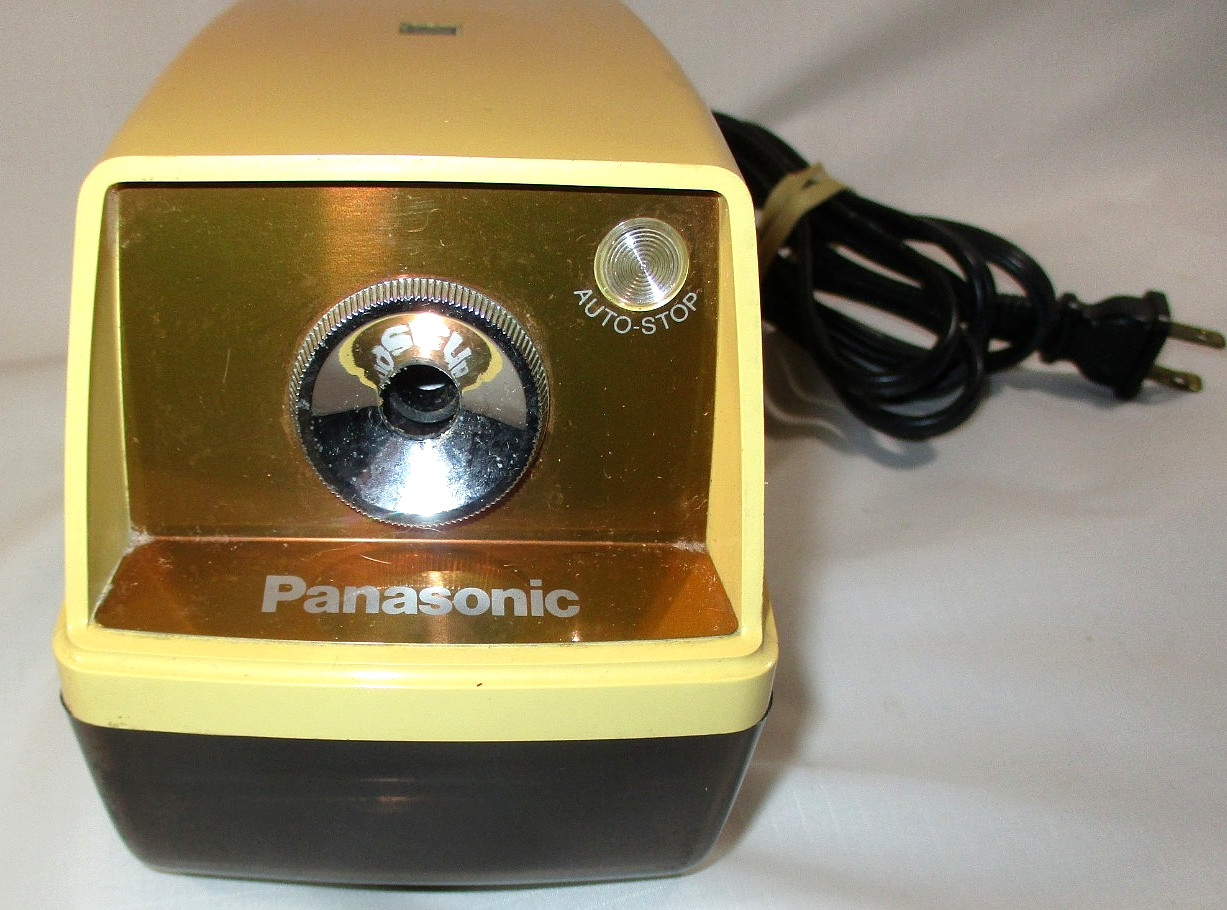 Vtg PANASONIC Electric Pencil Sharpener~Model KP 33S~Auto Stop~Japan~Works Great
